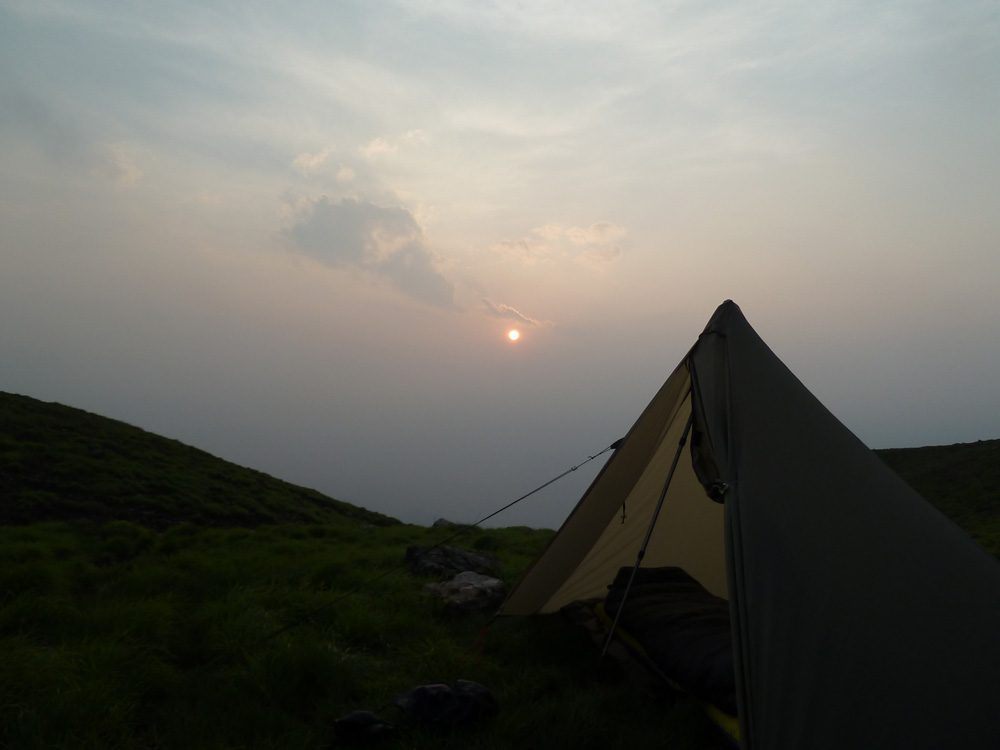 摩天岭顶营地夕阳